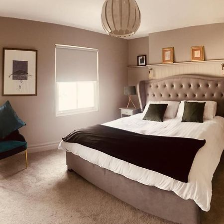 3 Bedroom Luxury Apartment Main Street Cashel  Dış mekan fotoğraf