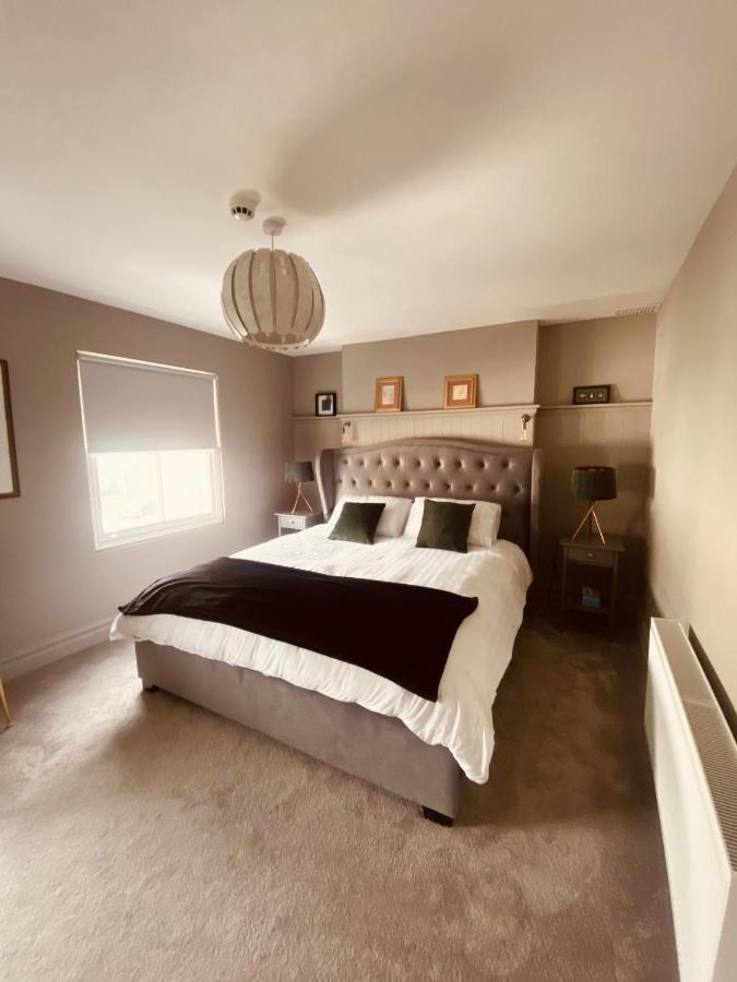 3 Bedroom Luxury Apartment Main Street Cashel  Dış mekan fotoğraf