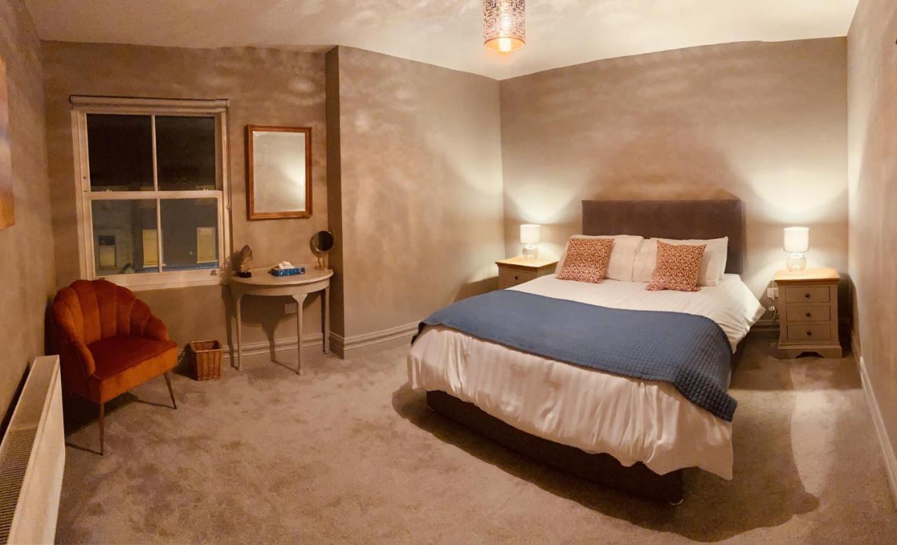 3 Bedroom Luxury Apartment Main Street Cashel  Dış mekan fotoğraf