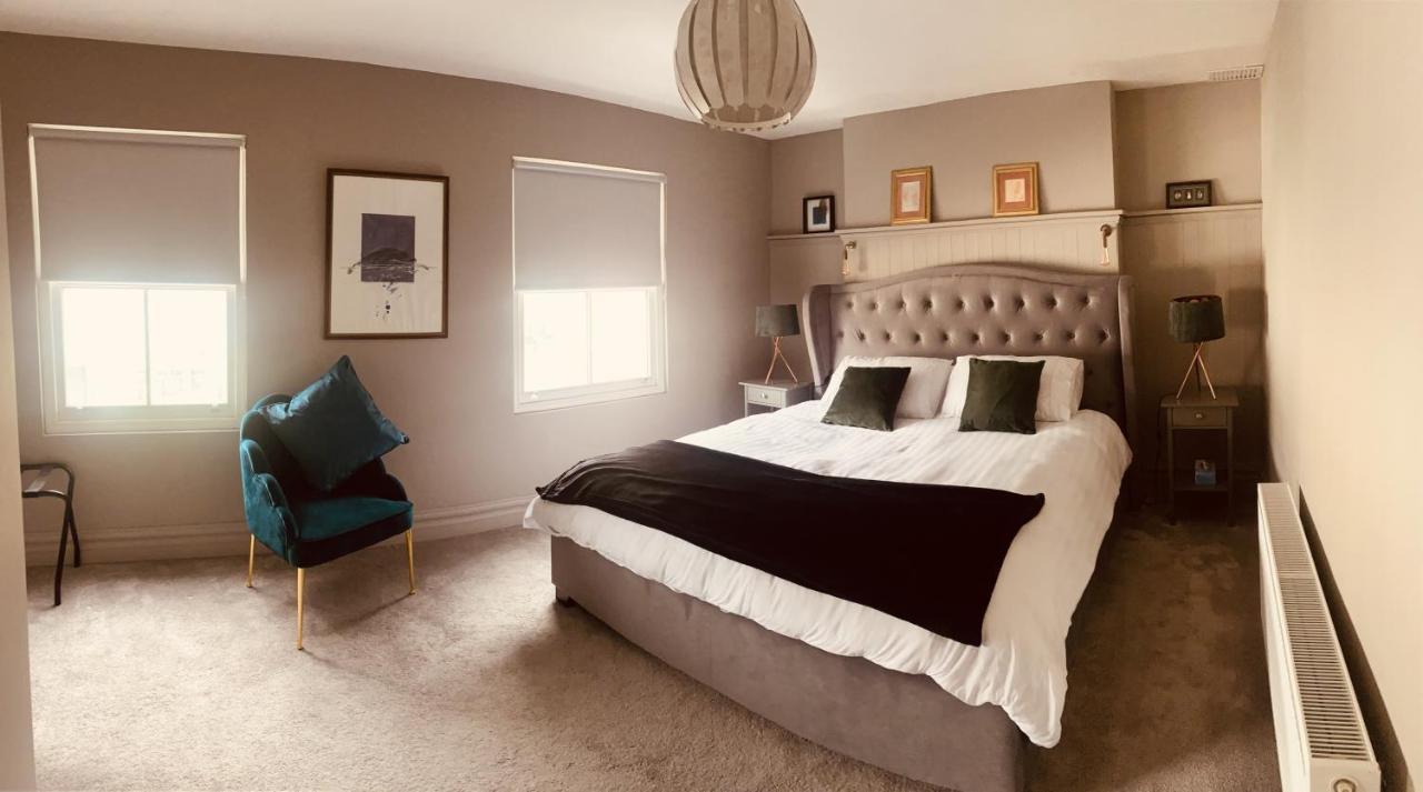 3 Bedroom Luxury Apartment Main Street Cashel  Dış mekan fotoğraf
