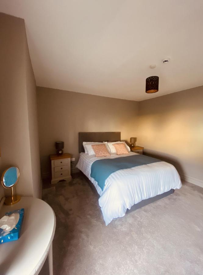 3 Bedroom Luxury Apartment Main Street Cashel  Dış mekan fotoğraf